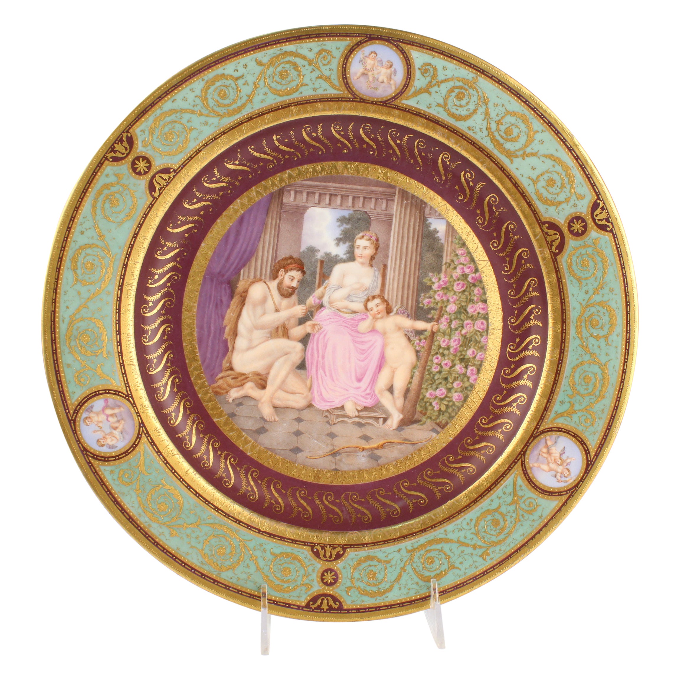 Grande assiette de présentation ou assiette de rangement ancienne peinte à la main de style Royal Vienna en vente
