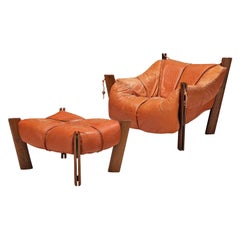 Percival Lafer Chaise longue avec pouf en cuir rouge Brown