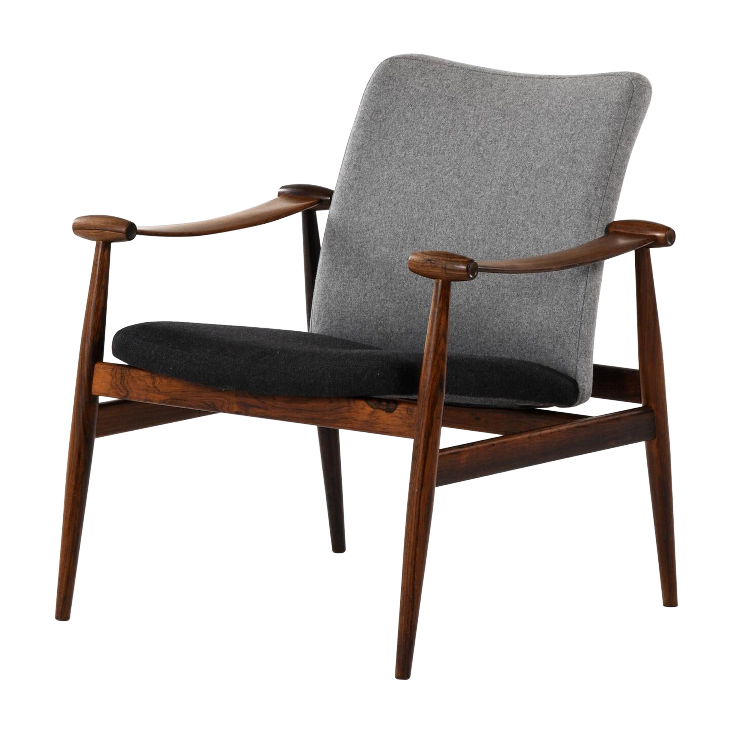 Finn Juhl Easy Chair Model 'Spade' Produced by France & Son For Sale