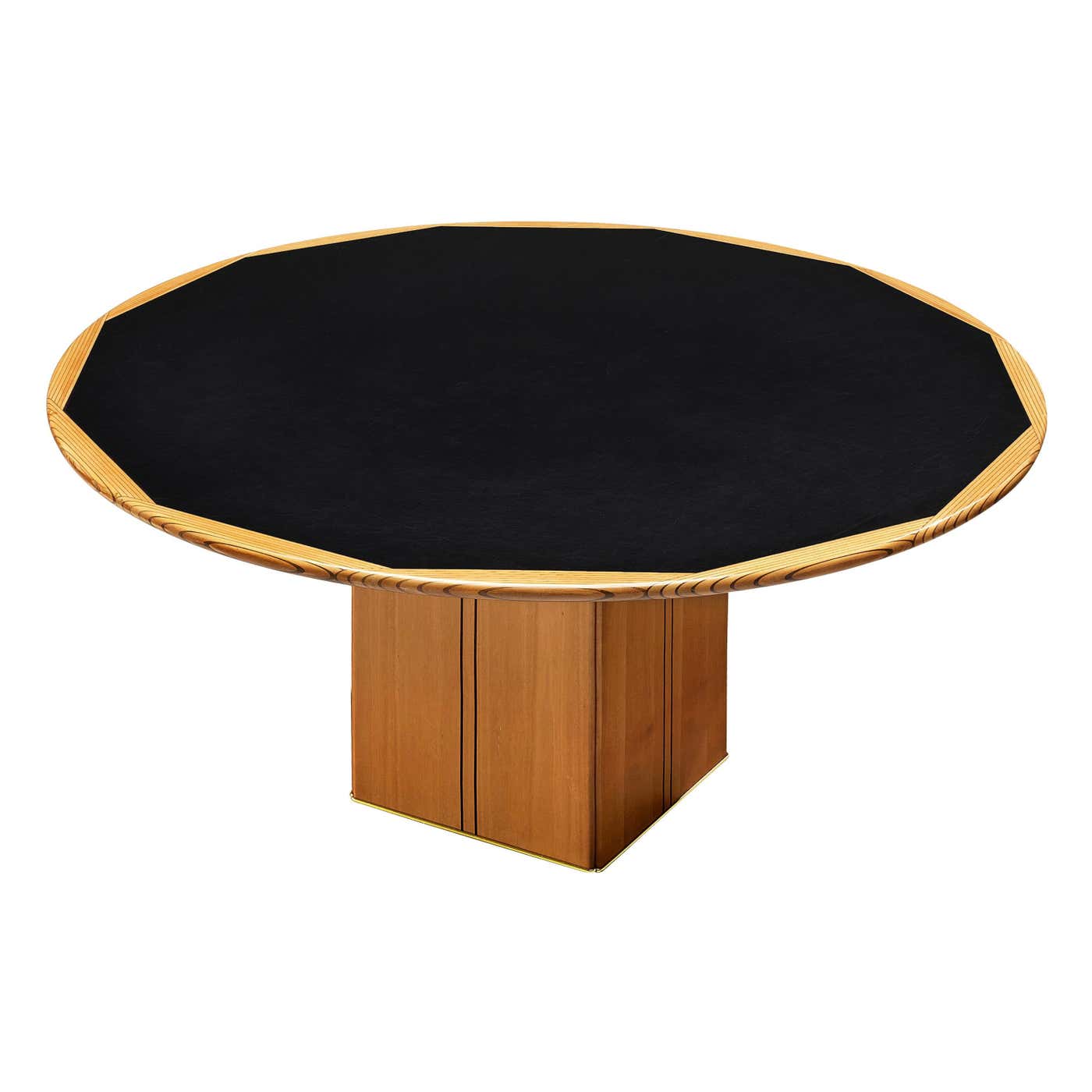 Afra and Tobia Scarpa 'Artona' Round Dining Table in Walnut For Sale at ...