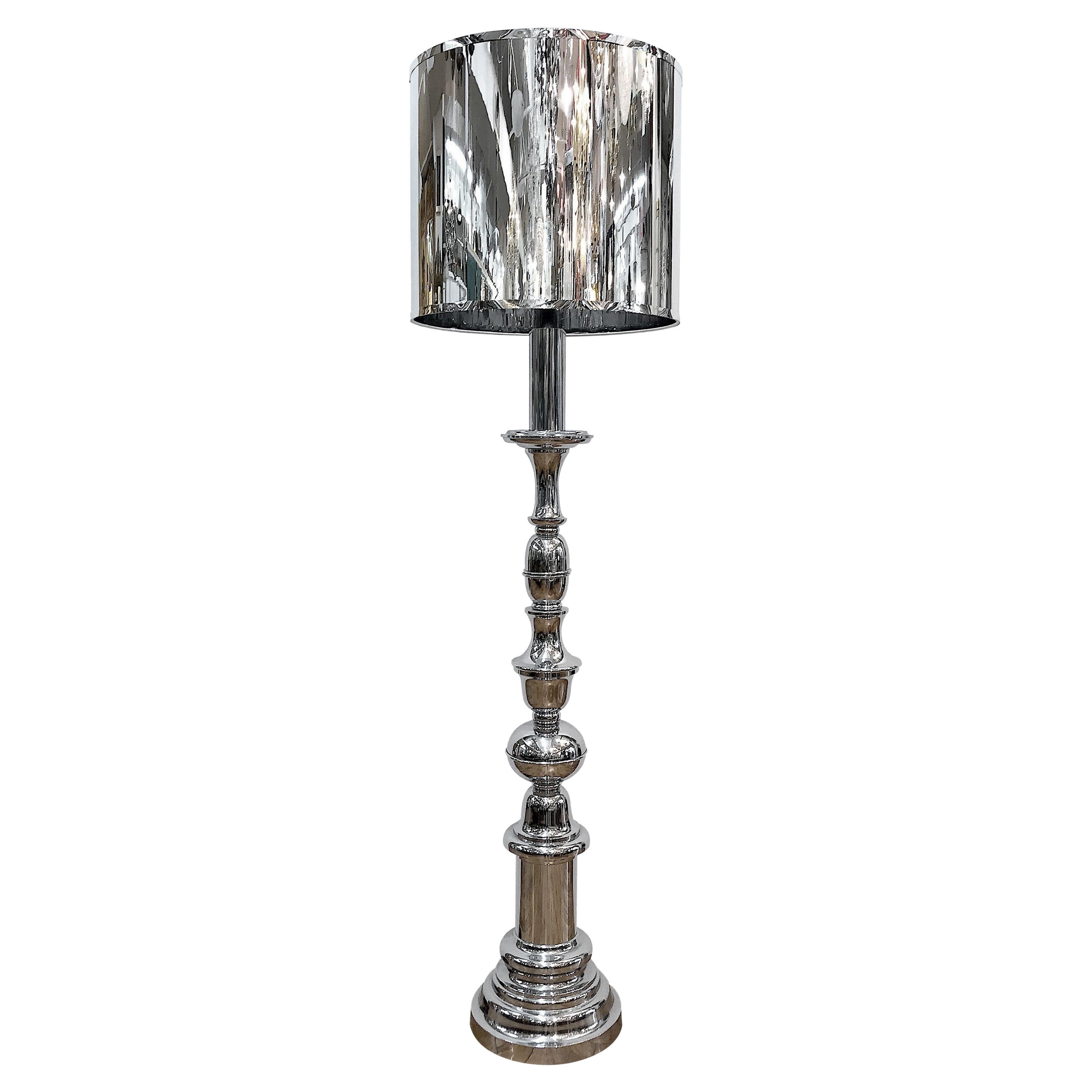 Lampada da terra italiana degli anni '70 in stile "candeliere" di grandi dimensioni
