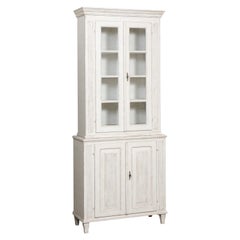 Swedish 19th Century Painted Vitrine Cabinet with Glass Doors and Reeded Motifs