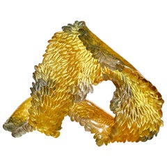 Infinity, une sculpture en verre unique en ambre, or et gris de Nina Casson McGarva