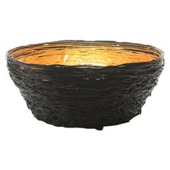Cesta de resina mediana especial Tutti Frutti I en negro mate, dorada by Gaetano Pesce