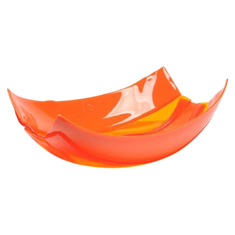 Großer Harzkorb mit Streifen in Klar-orange und Matt-orange von Enzo Mari