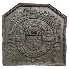 Plaque de cheminée ancienne / crédence, armoiries datées de 1603