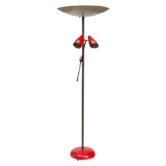 50er Jahre Stehlampe aus Messing mit roten und cremefarbenen Emaille-Schirmen, italienisches Design von Stilnovo