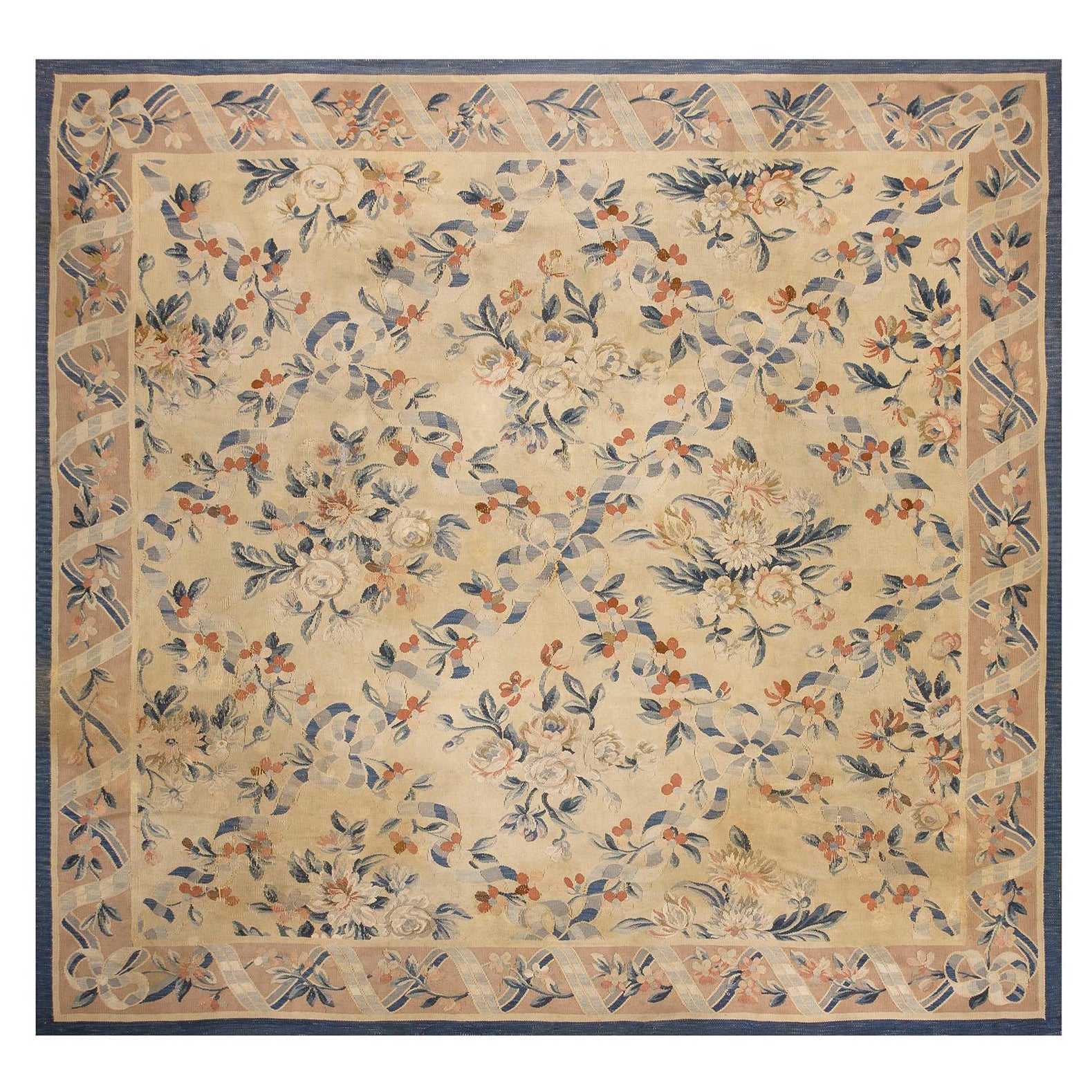 Französischer Aubusson-Teppich des frühen 20. Jahrhunderts ( 9'8" x 10'2" - 295 x 310 cm)  im Angebot