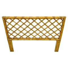 Testiera moderna in bambù e rattan con motivo a traliccio, CIRCA 1960