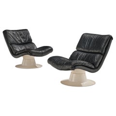 Yrjo Kukkapuro Pair of Lounge Chairs Model 'Saturnus C' in Black Leather