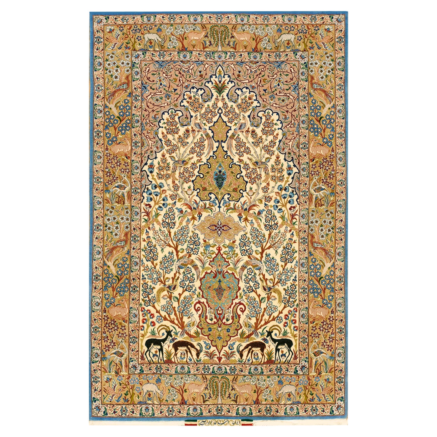 Tapis persan d'Ispahan du milieu du 20e siècle (3'7" x 5'8" - 110 x 173")