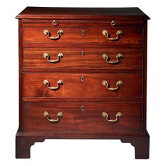 George III 18th Century Compact Mahogany Bachelors Chest with Brushing Slide