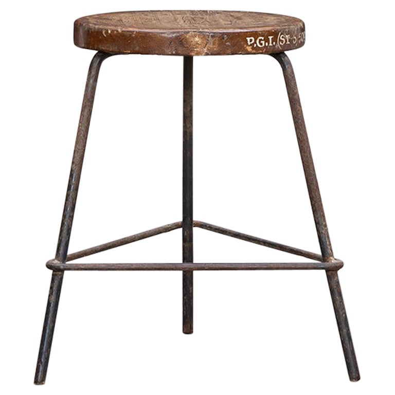Single 1960s brown wooden and metal Stool by Pierre Jeanneret For Sale