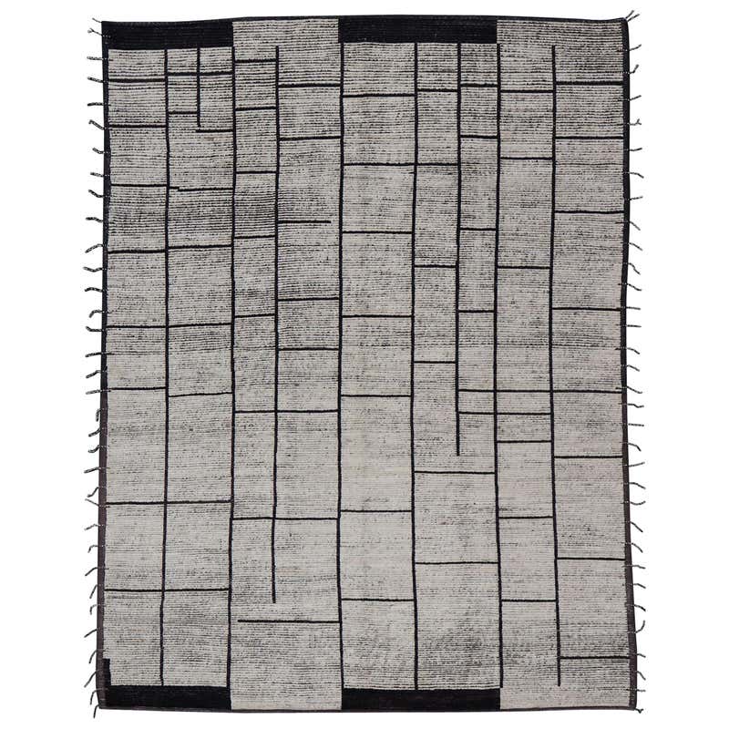 Large Black and Ivory Oversized Abstract Modern Casual Rug For Sale at ...