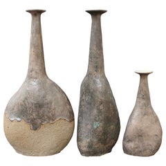 Ensemble de trois vases en grès de Bruno Gambone datant des années 1980