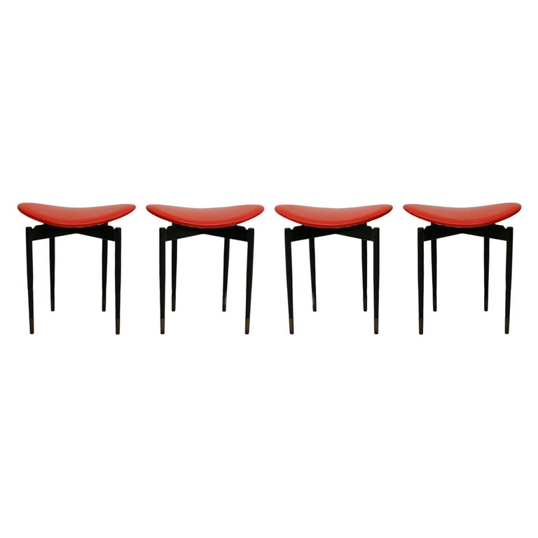 Mid Century Set of Four "Lutrario" Stools Designed by Carlo Mollino, Italy, 1959 For Sale