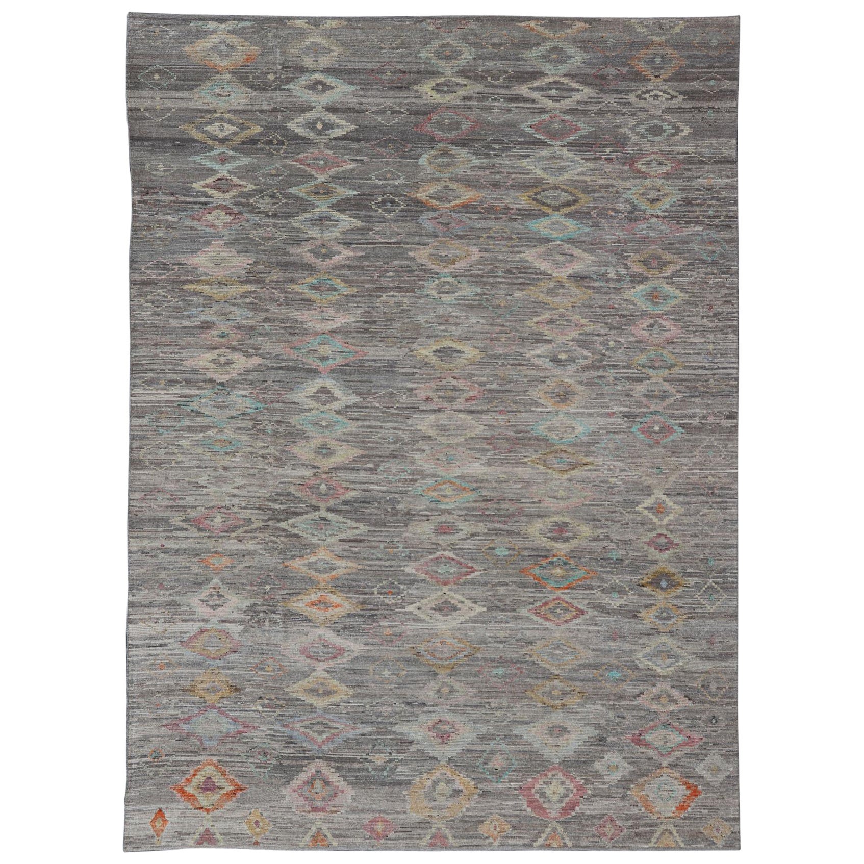 Casual Modern Design Rug in Light Grey and Pops of Colors for Modern Interiors For Sale
