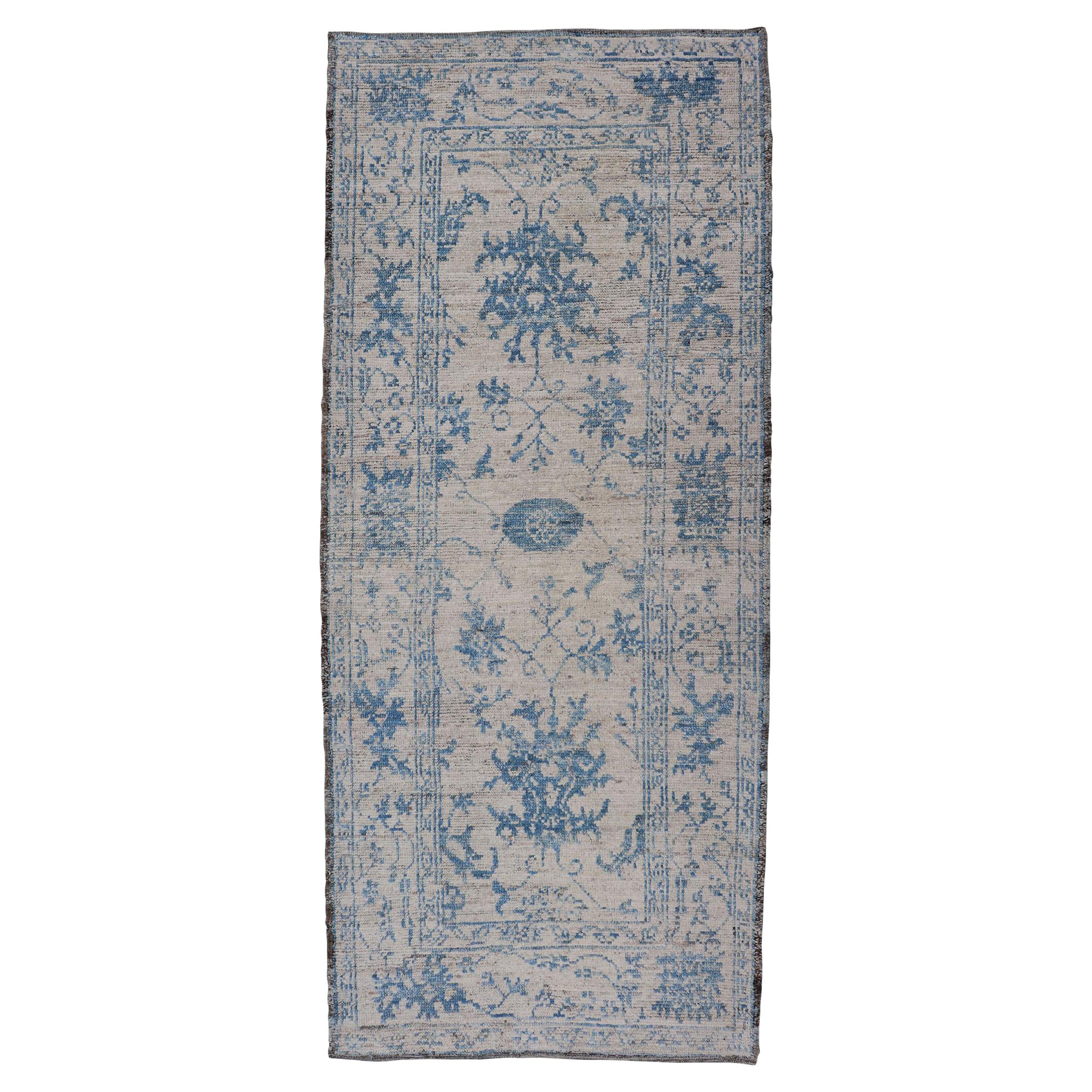 Modern Rug with Traditional Oushak Design in Contemporary Cream & Blue Colors