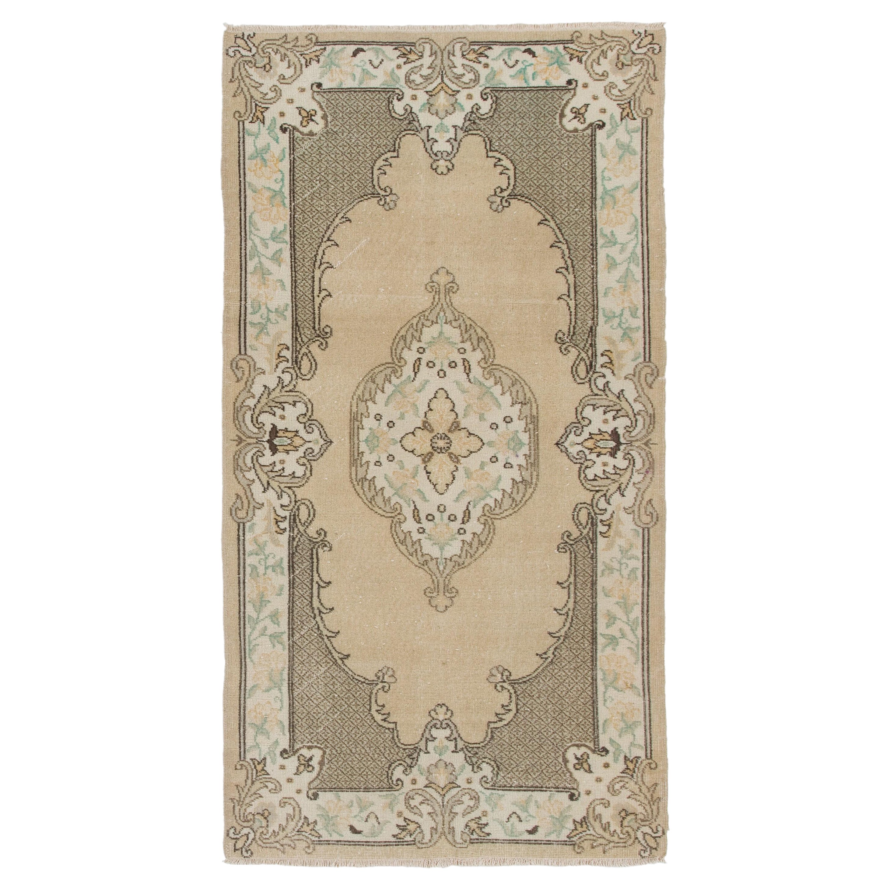 5.5x8.7 Ft French Aubusson Inspired Vintage Hand-Knotted Turkish Wool Accent Rug For Sale