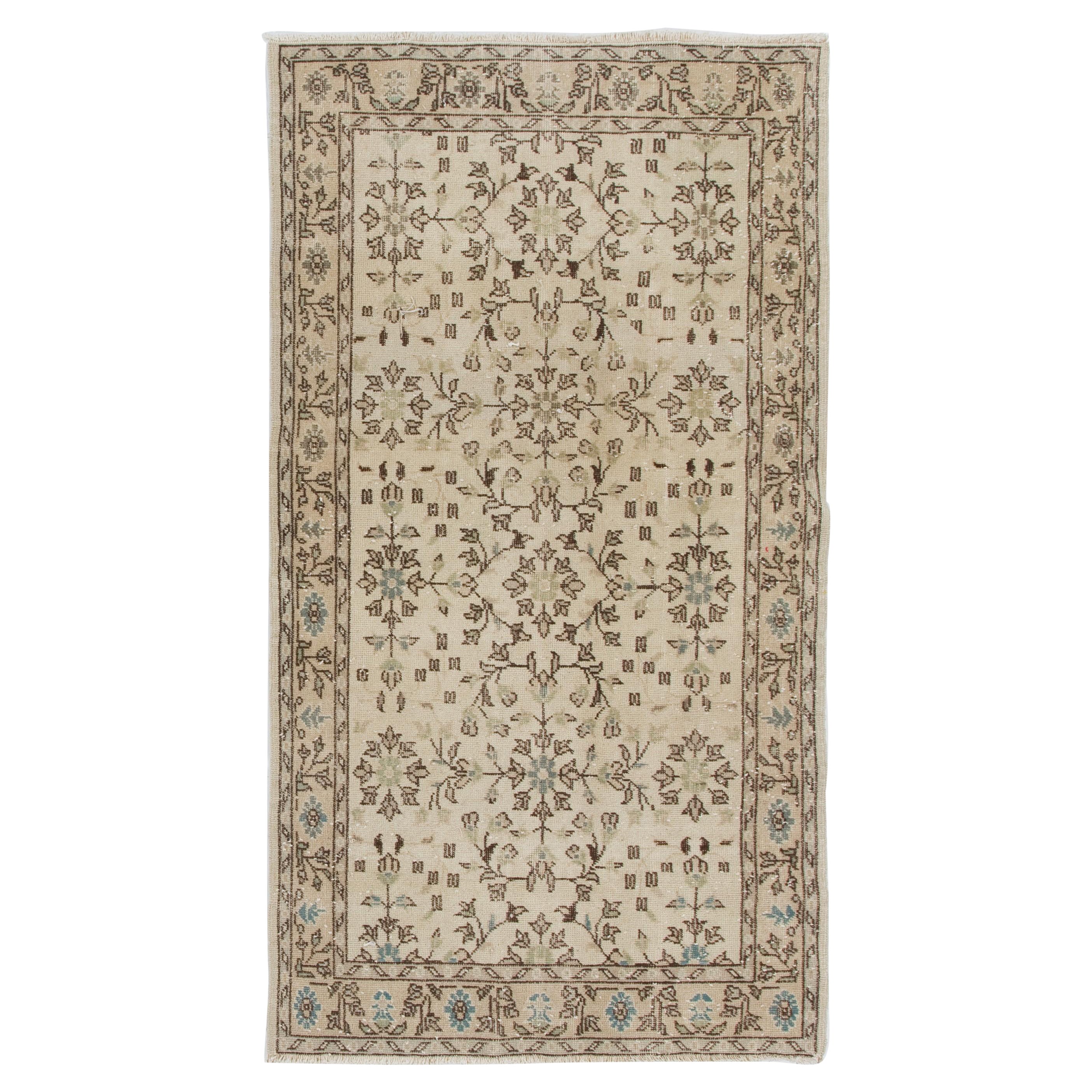 4x6.8 ft Vintage Turkish Oushak Accent Rug in Beige with All-Over Floral Design For Sale