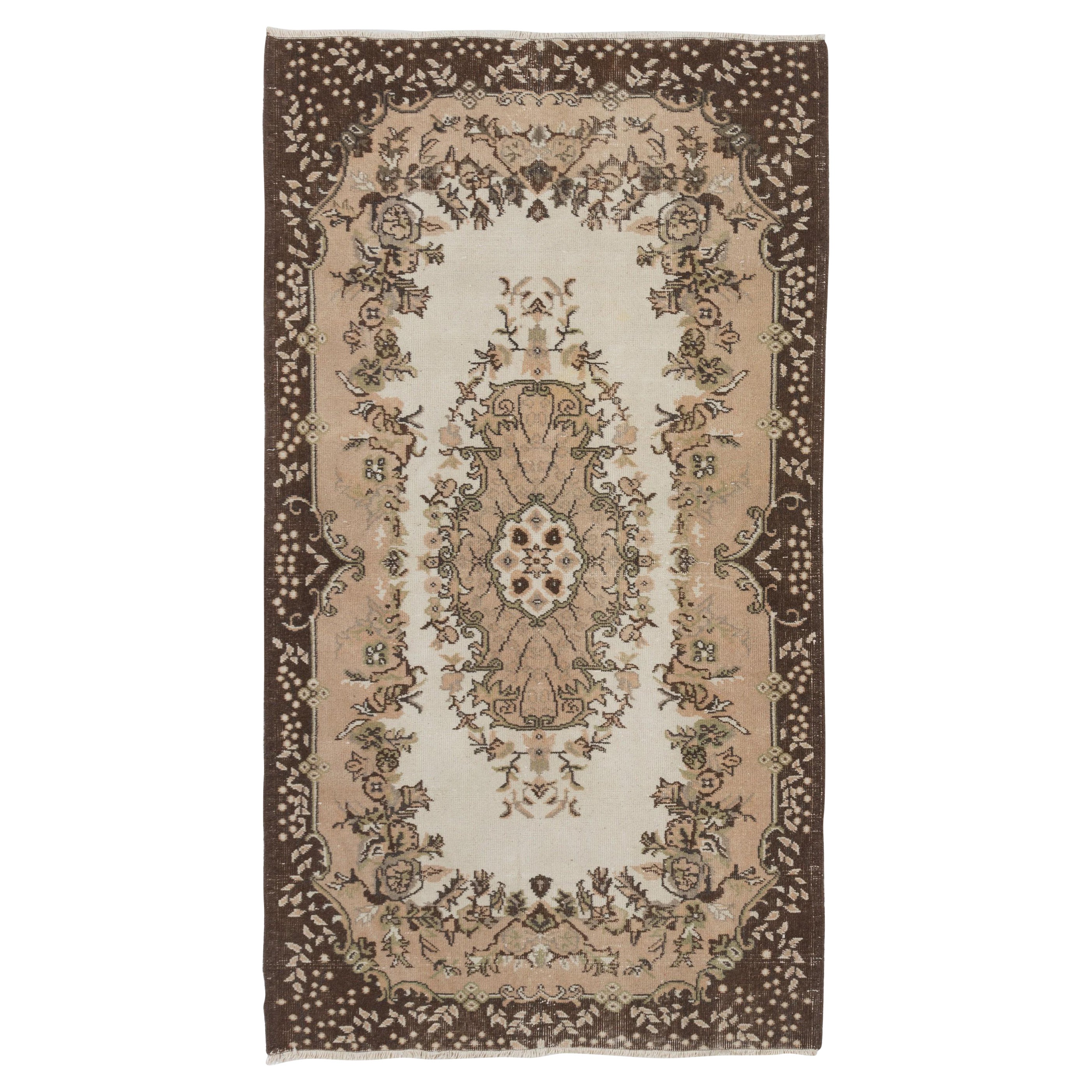 4x7 ft Vintage Hand-Knotted Turkish Accent Rug with Floral Medallion Design For Sale