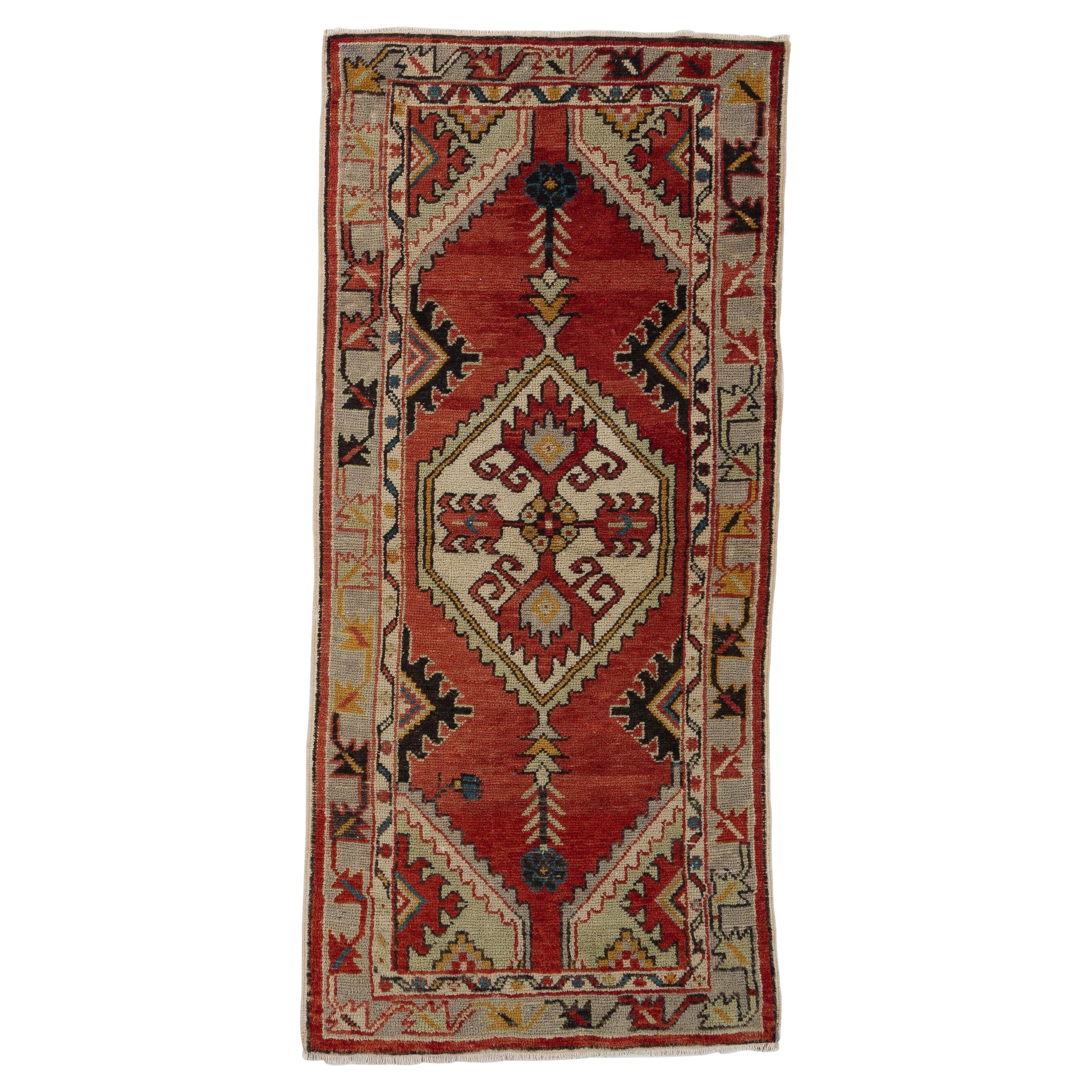 2.7x5.7 Ft 1960's Hand Made Oriental Accent Rug, Vintage All Wool Tribal Carpet  For Sale