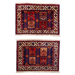 Pareja de pequeñas alfombras o tapetes kurdestanes