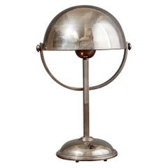 Lampe de table de style Felix Aublet en métal nickelé avec abat-jour arrondi, France, années 1930
