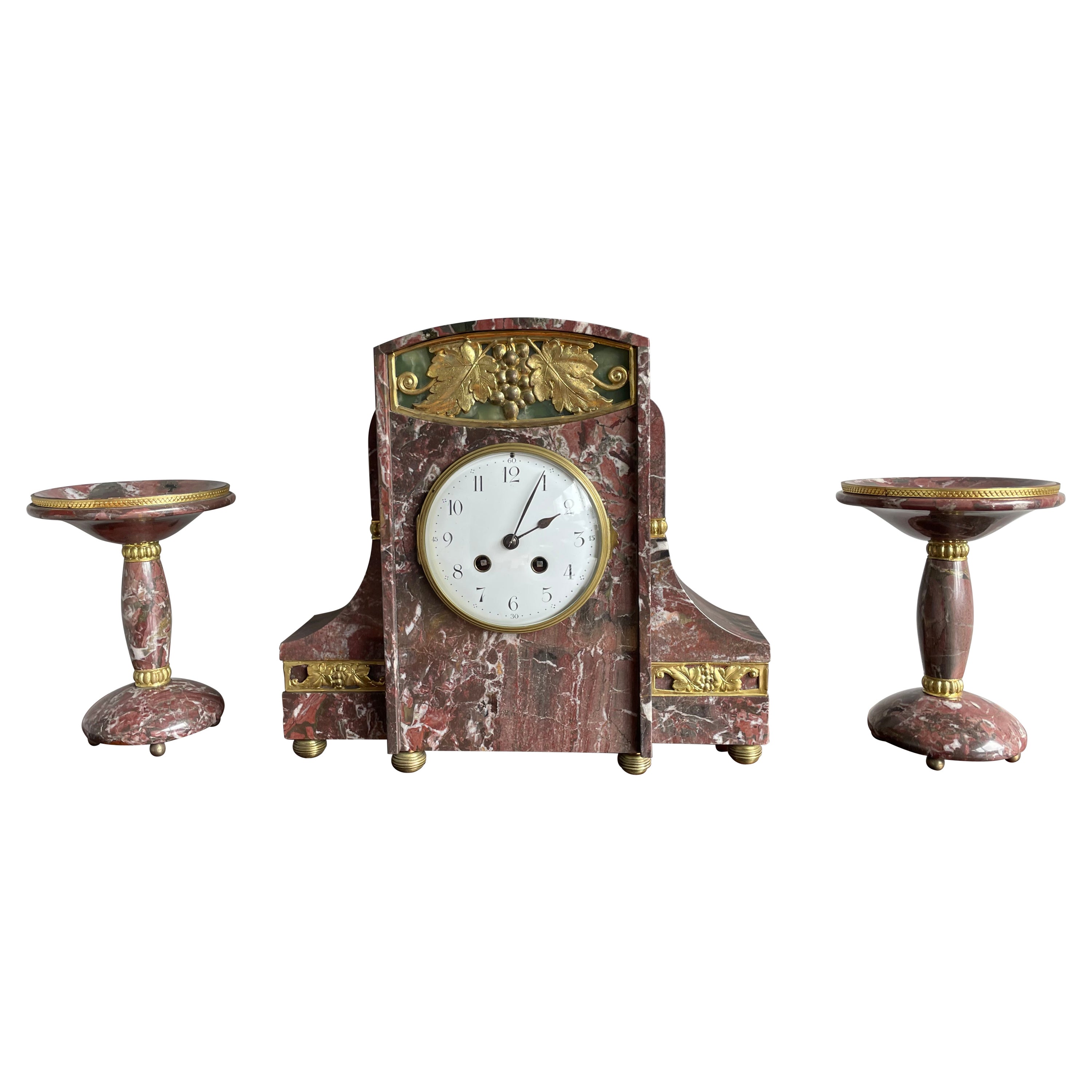 Grand Art Deco Marmortisch oder Kaminsims-Uhr-Set mit Uhren, m. Vergoldetes Messing, Bronze und Onyx