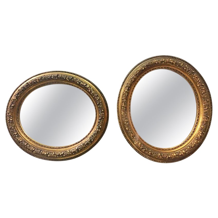 Italian 19th Century Glided Oval Mirrors with Gold Leaf, 1900s For Sale