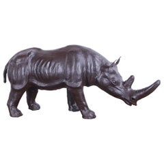 Rhino en cuir anglais ancien fabriqué dans les années 1950