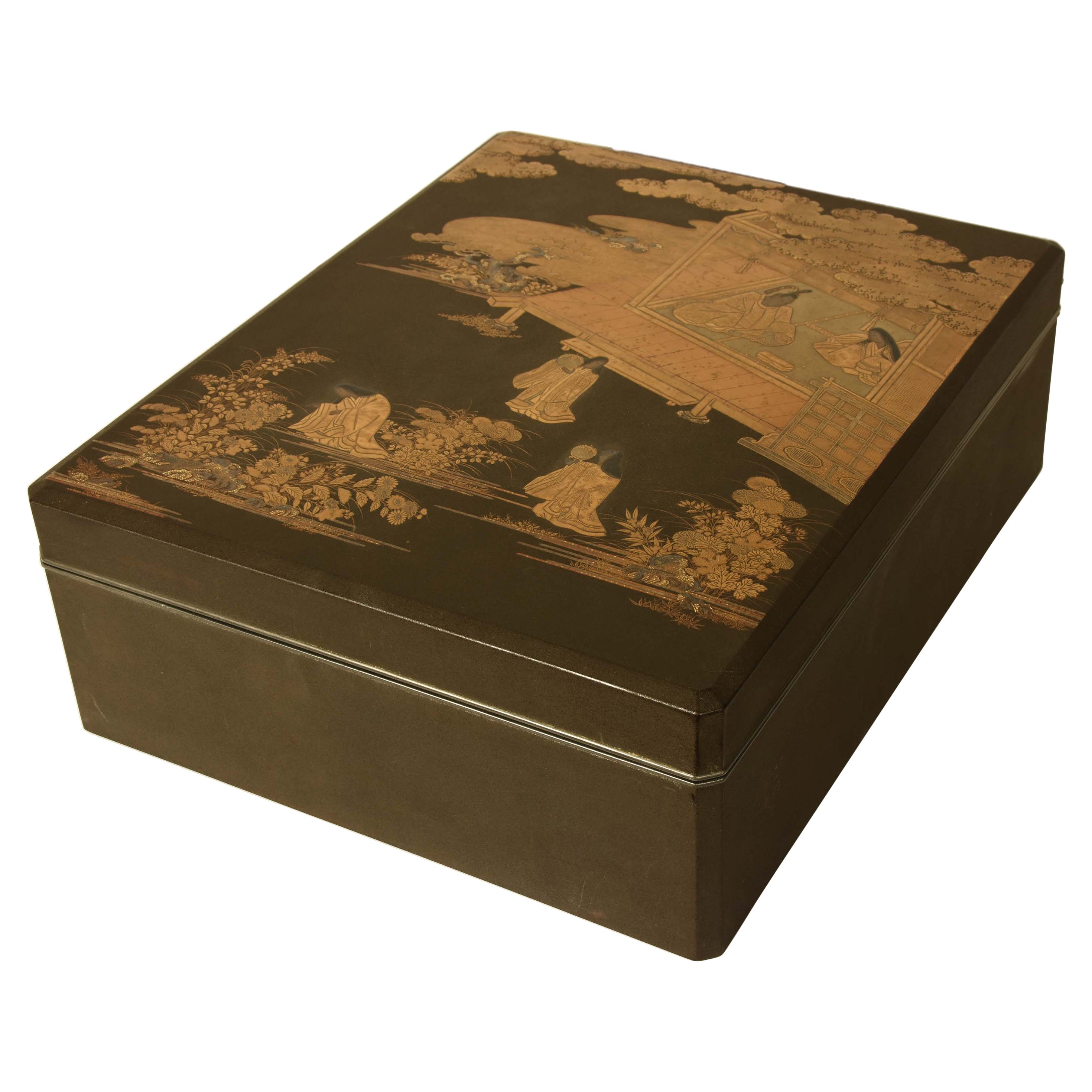 Japanese Black Lacquer Document Box with Gold Maki e Design, Meiji Period For Sale