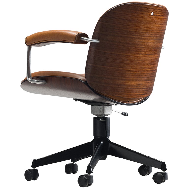 Ico Parisi for Mim Roma 'Terni' Swivel Desk Chair in Walnut 