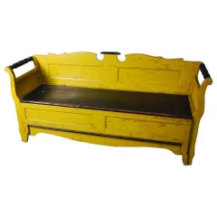 Antique 1920 Mennonite Sleep Bench in Original Paint