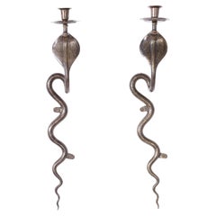 Paire d'appliques en laiton en forme de cobra ou de serpent