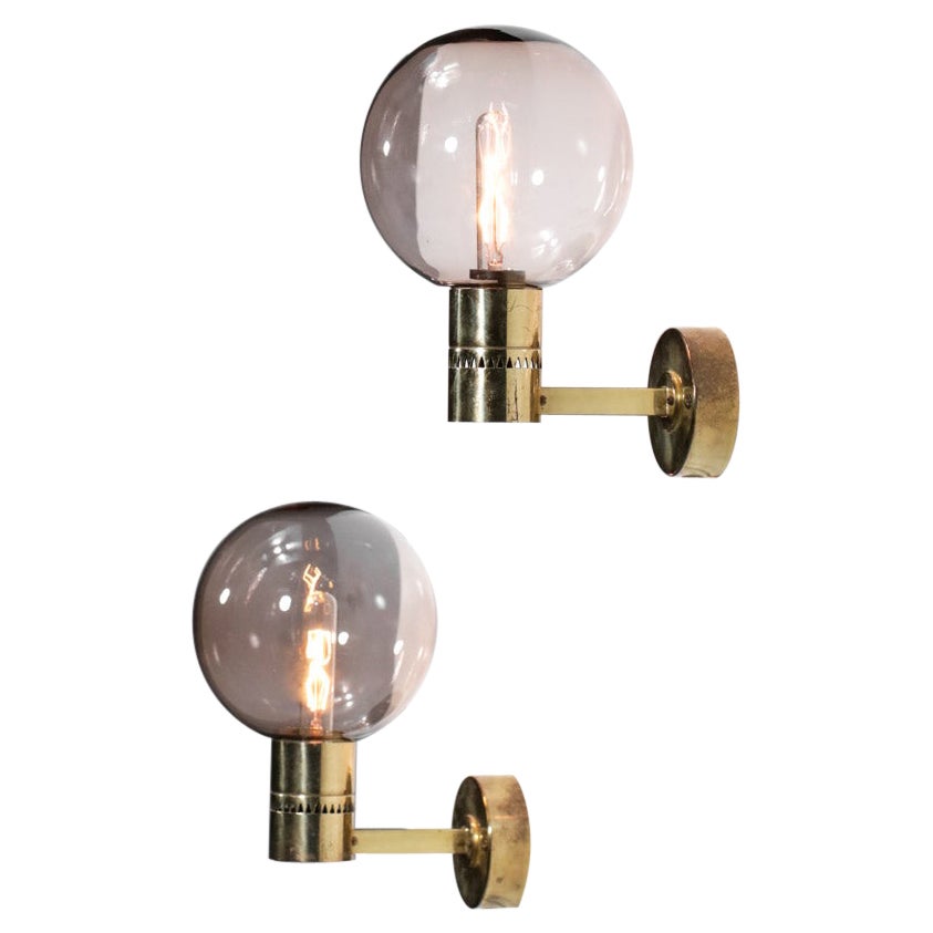 Pair of Scandinavian Wall Lights by the Swedish Design Hans Agne Jakobsson D227 For Sale