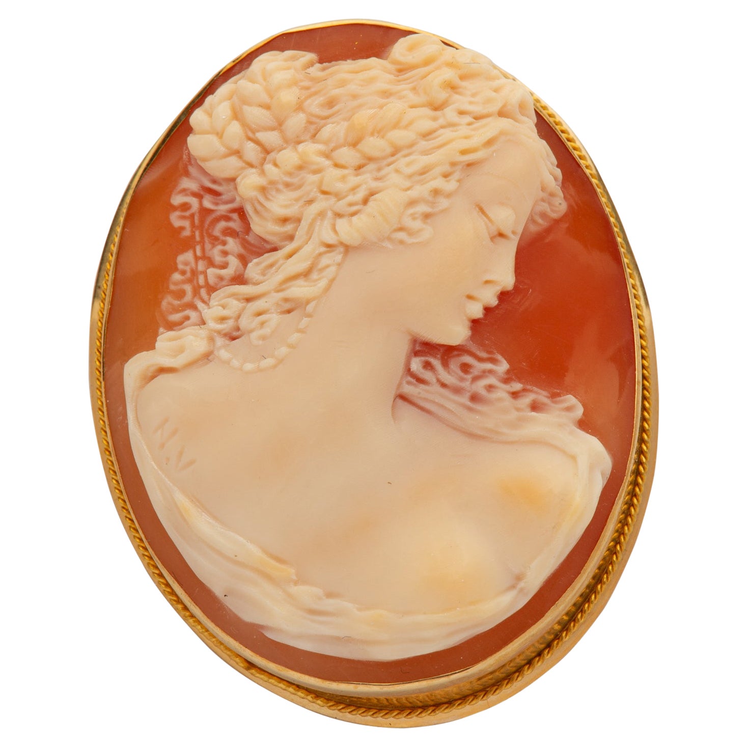 Italian Pendant Cameo on Gold For Sale