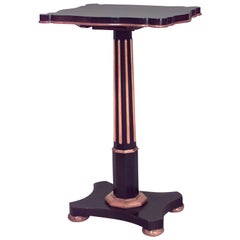 Mesa auxiliar continental de palisandro del Báltico y madera satinada