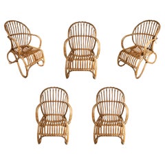 Ensemble de cinq fauteuils espagnols des années 1970 en osier tissé et bambou