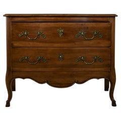 Early 20th Century French Louis XV Style Walnut Commode Sauteuse or Chest