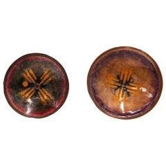 Paar Emaille auf Kupferschalen / Geschirr, wahrscheinlich dänisch, orange, braun, schwarz