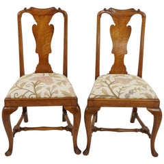 Pair of Vintage Queen Anne Style Walnut Dining Side Chairs, Scotland 1930, B2712