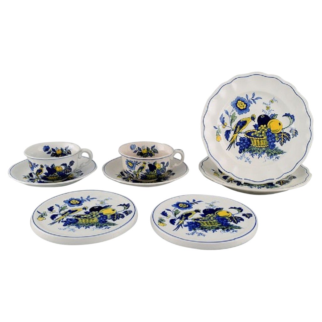 Service Spode, Angleterre, oiseaux bleus en porcelaine peinte à la main