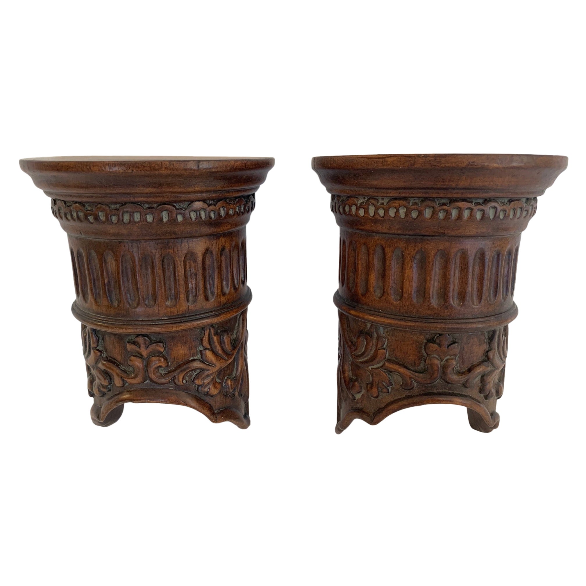 Pair of Classical Carved Wood Corinthian Column Motife Wall Brackets For Sale