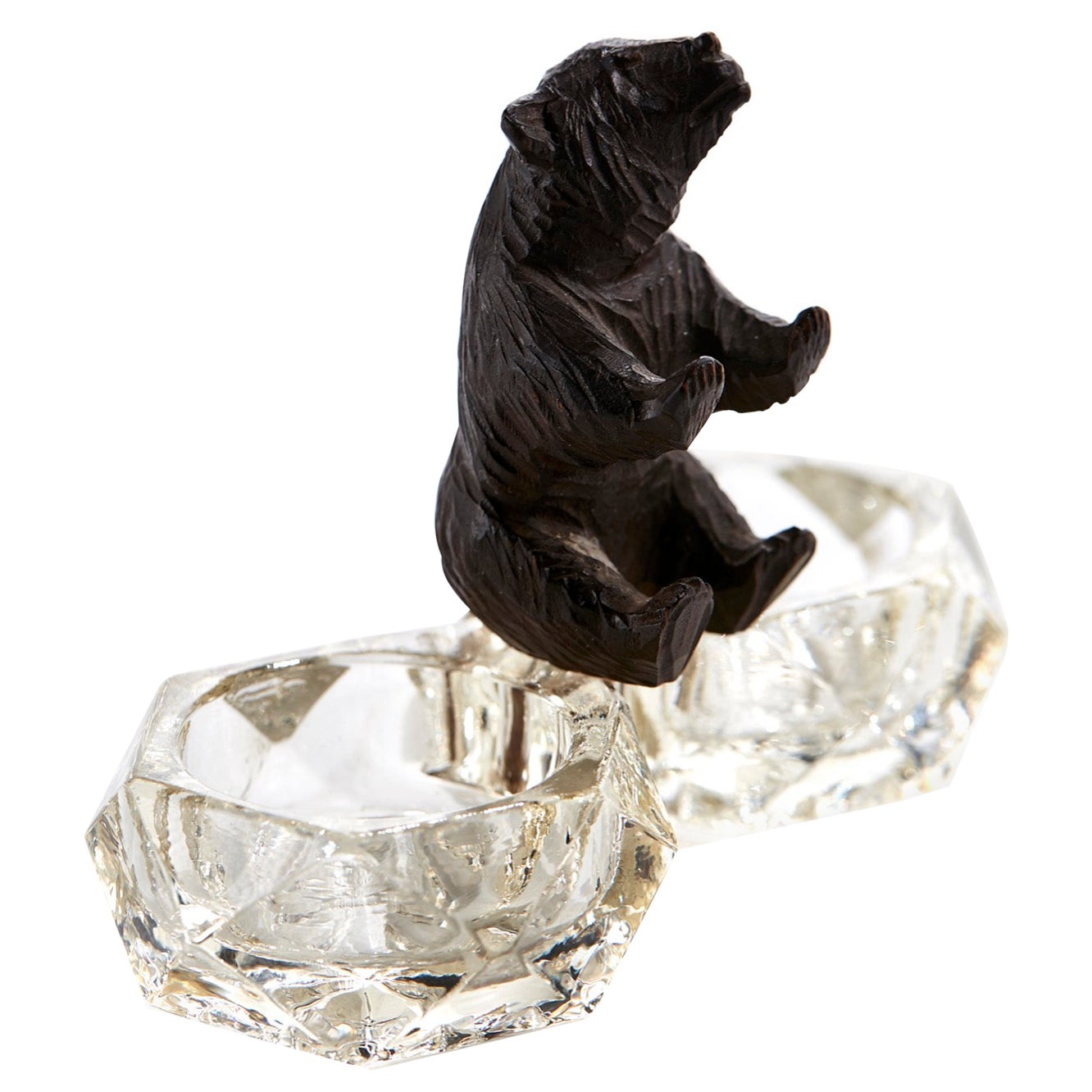 Ancien ours de la Forêt Noire sculpté de style victorien