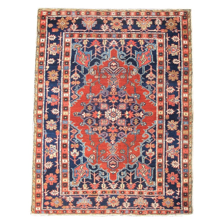 Heirz Multi Rug Heriz Rug For Sale at 1stDibs