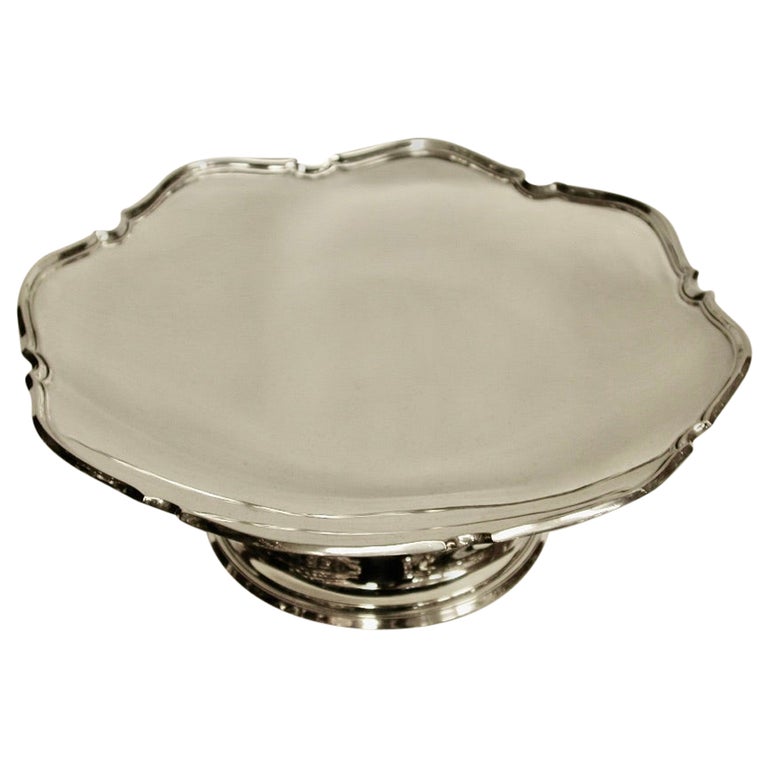 Art Deco Silver Tazza, Dated 1933, Henry Atkins, Sheffield For Sale