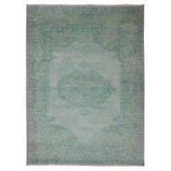 Tapis moderne d'Oushak avec motif de médaillon à fleurs dans différentes nuances de vert