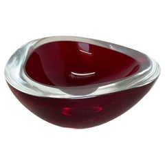 Large Murano Glass "RED" 1Kg Bowl Element Shell Ashtray Murano, Italy, 1970s