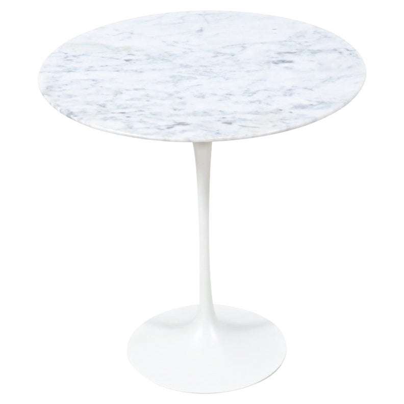 Vintage Eero Saarinen Tulip Side Table with Carrara Marble Top for